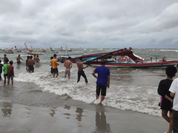 Simpati Mendalam atas Kejadian Kapal Wisata Tenggelam di Bengkulu